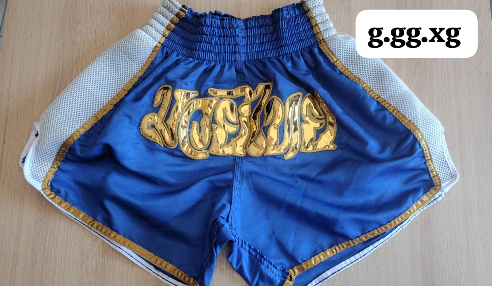 Short Muay Thai Azul e Dourado